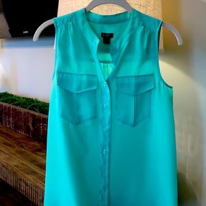 J crew factory button down silky sleeveless tank
